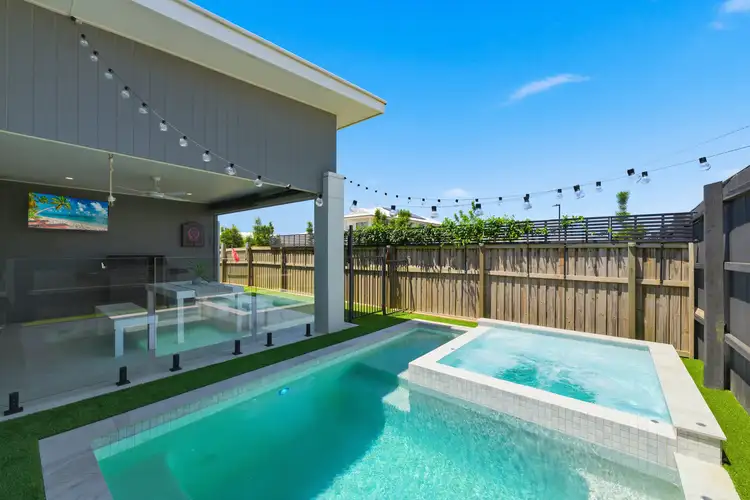33 Rottnest Crescent