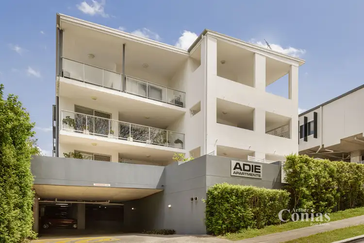 7 Ashgrove Avenue