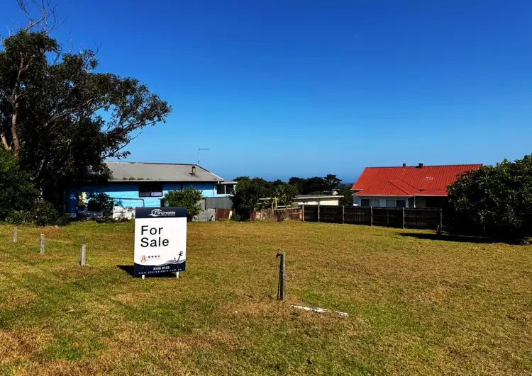 4 Skidale Close, Lake Tyers Beach VIC 3909