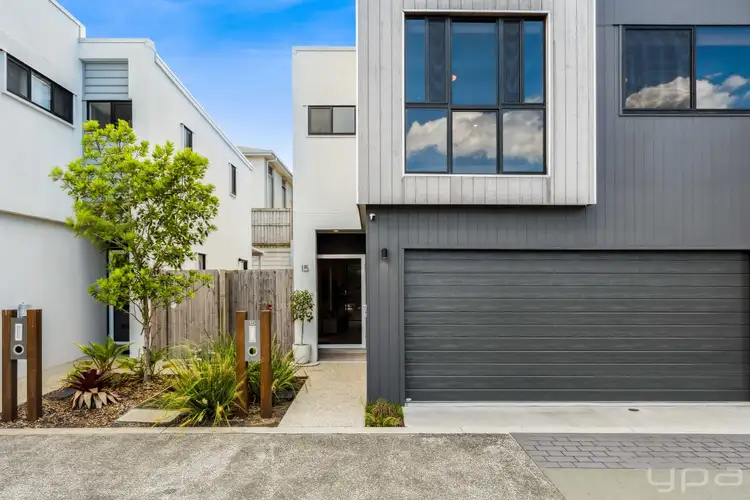 15/7 Angela Way, Pimpama QLD 4209