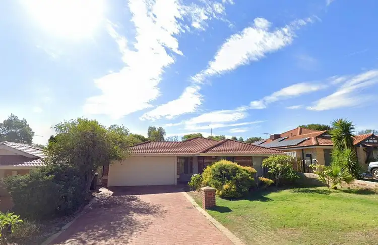 23 Eastleigh Loop, Currambine WA 6028