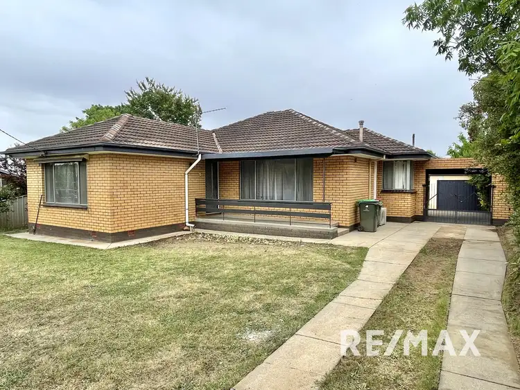 9 Bruce Street, Tolland NSW 2650