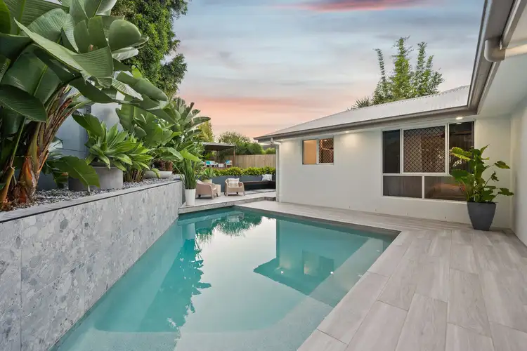 25 Lark Circuit, Mountain Creek QLD 4557