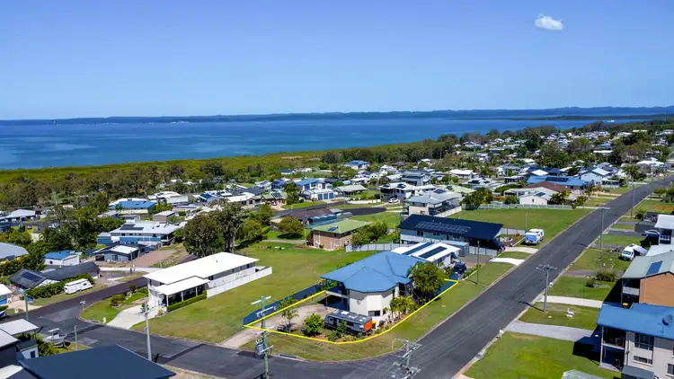 22 Curlew Terrace, River Heads QLD 4655