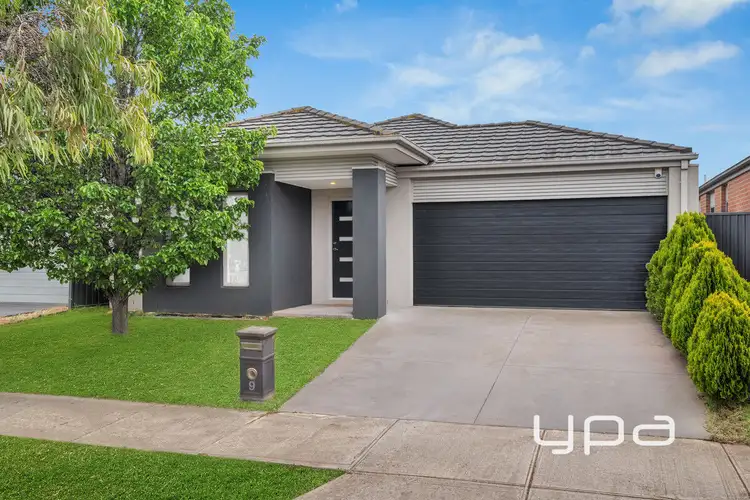 9 Talisker Street, Tarneit VIC 3029