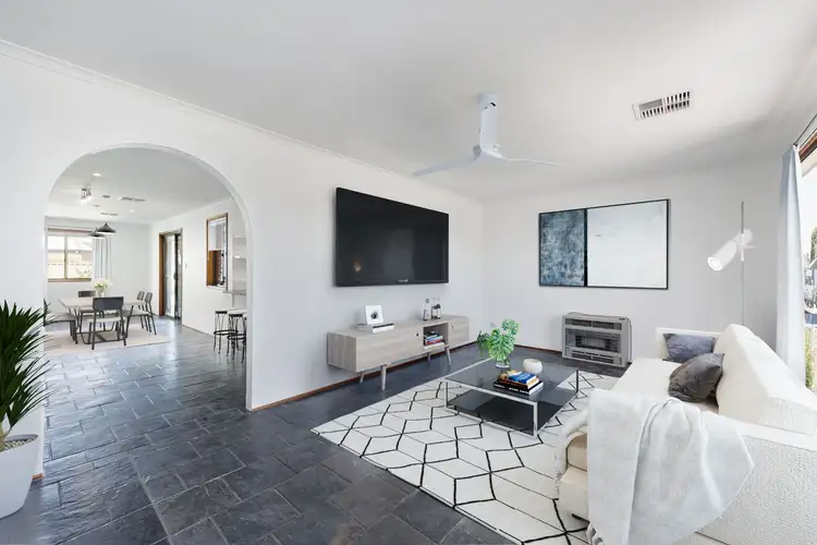 6 McLean Court, Andrews Farm SA 5114