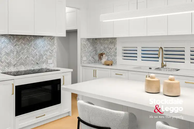 Fifth view of Homely townhouse listing, 2 Cosdown Close, Gladstone Park VIC 3043