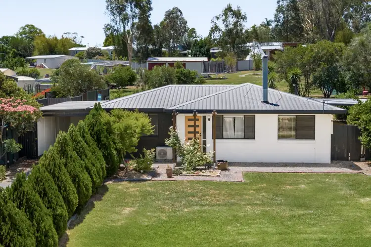 6 Lake Drive, Meringandan QLD 4352