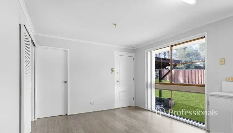 17 Scenic Circuit, Cranebrook NSW 2749