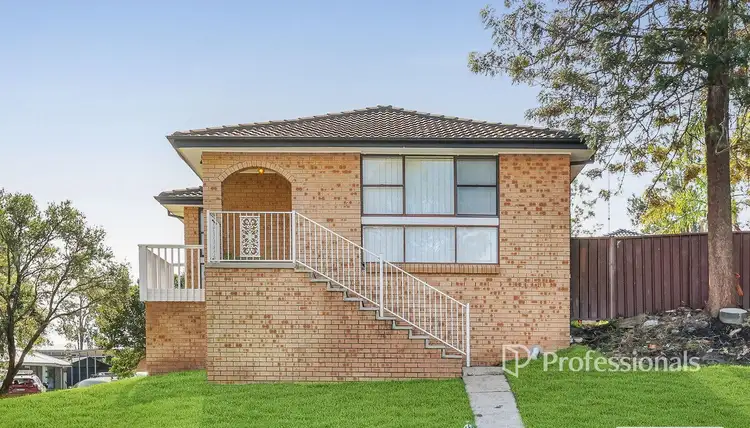 17 Scenic Circuit, Cranebrook NSW 2749