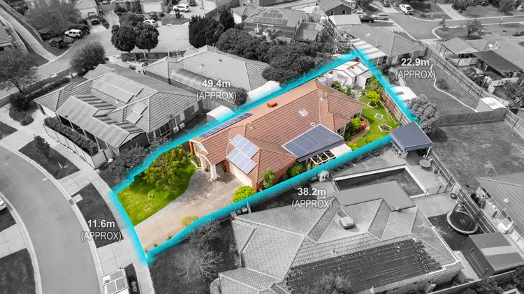 Third view of Homely house listing, 32 peveril Crescent, Cranbourne North VIC 3977