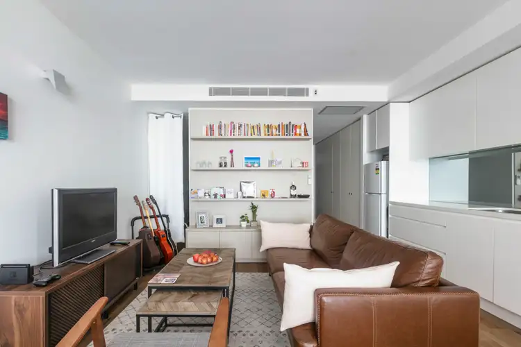 49 New Canterbury Road