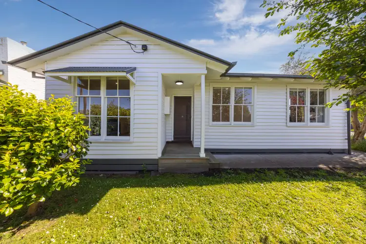 11 Howard Street, Sale VIC 3850