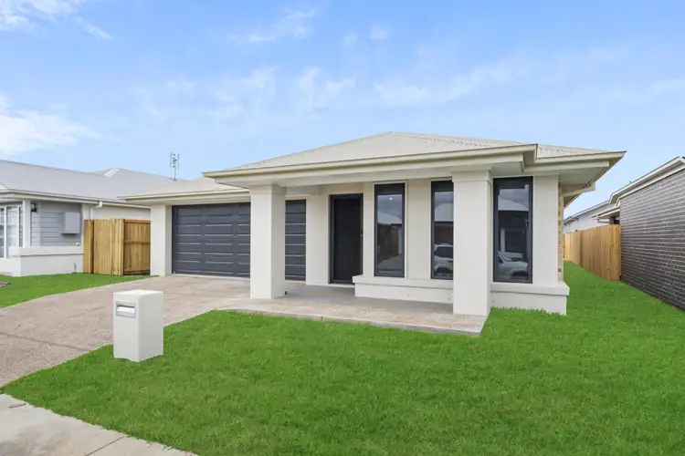 11 Cradle Crescent, Banya QLD 4551