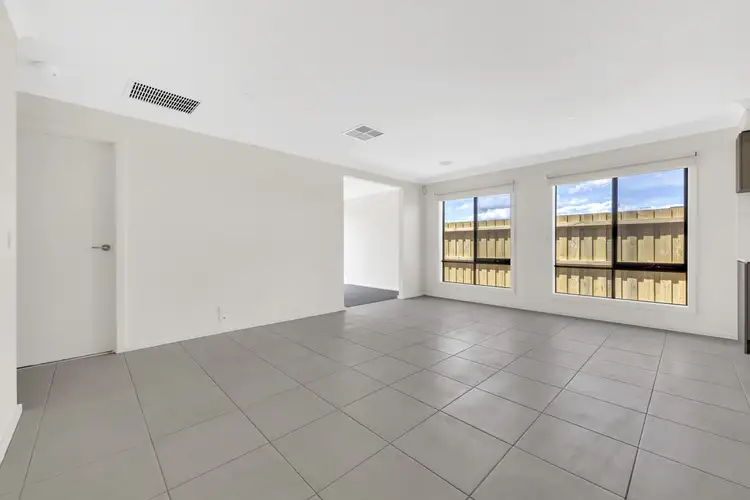 Fourth view of Homely house listing, 7 Vecchio Pkwy,, Wallan VIC 3756