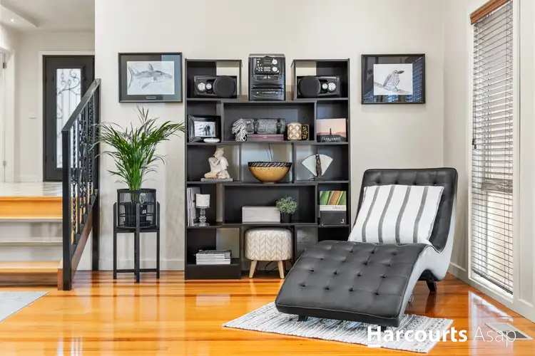 Fifth view of Homely house listing, 5 Sheldon Drive, Berwick VIC 3806