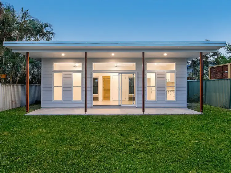 A/8 Nambur Street, Runaway Bay QLD 4216