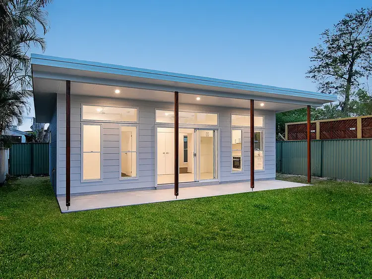 A/8 Nambur Street, Runaway Bay QLD 4216