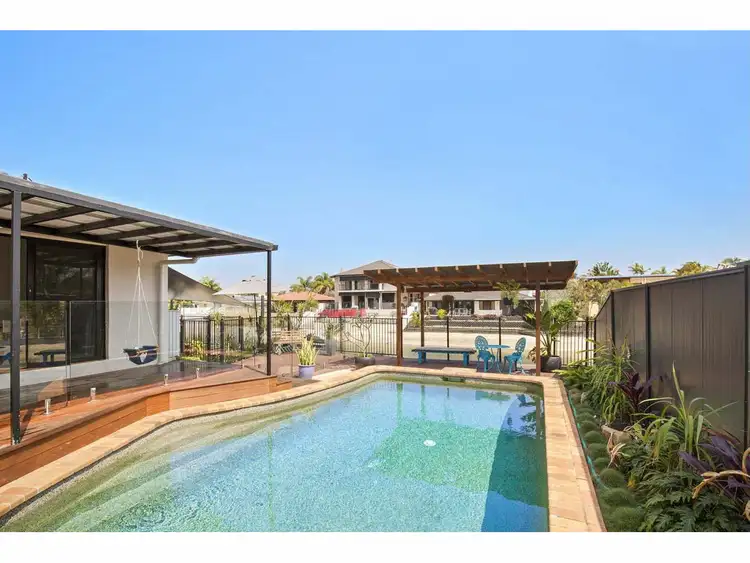 9 Flamingo Key, Broadbeach Waters QLD 4218