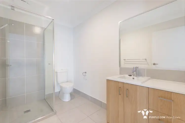 Fourth view of Homely house listing, 2/106 Bloomfield Esplanade, South Maclean QLD 4280