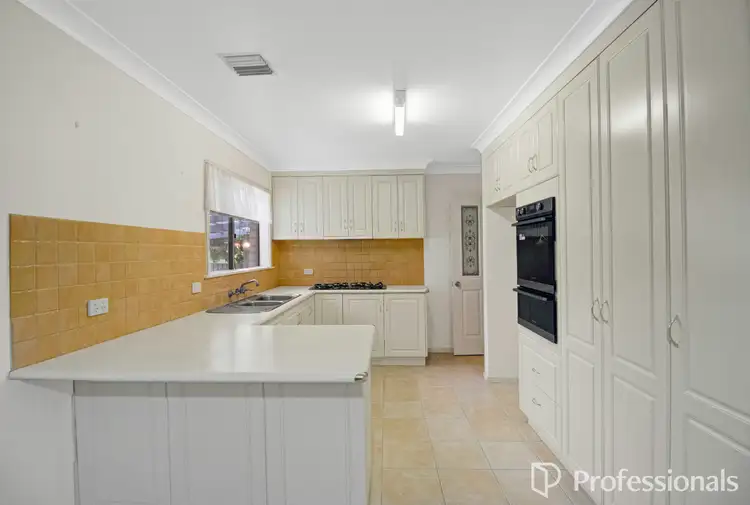 Fifth view of Homely house listing, 42 White Avenue, Kooringal NSW 2650