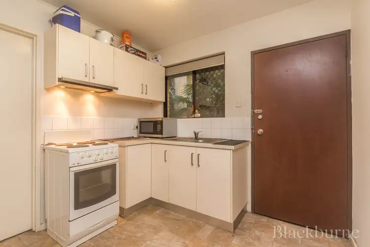 8/6 Brighton Road, Rivervale WA 6103