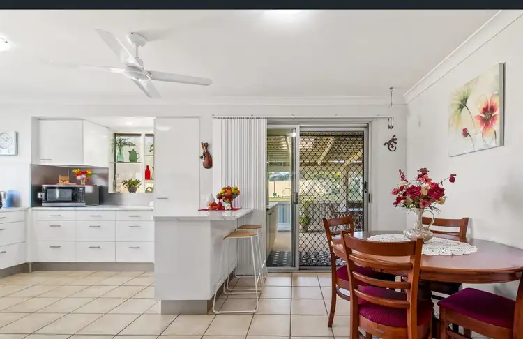 Fifth view of Homely house listing, 8 Kingfield Court, Regents Park QLD 4118