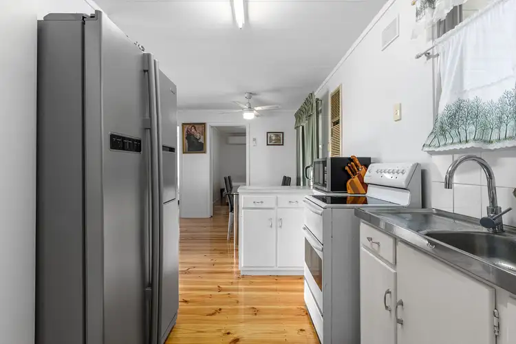 Sixth view of Homely house listing, 2 Hardy Street, Port Vincent SA 5581