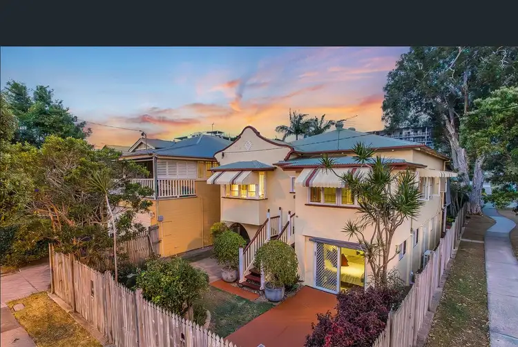 70 Oxley Avenue, Woody Point QLD 4019