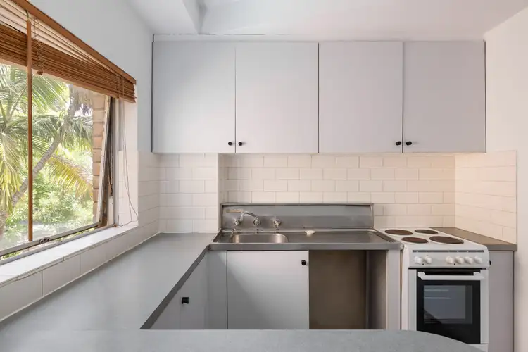 Third view of Homely studio listing, 215/4-14 Roslyn Gardens, Rushcutters Bay NSW 2011