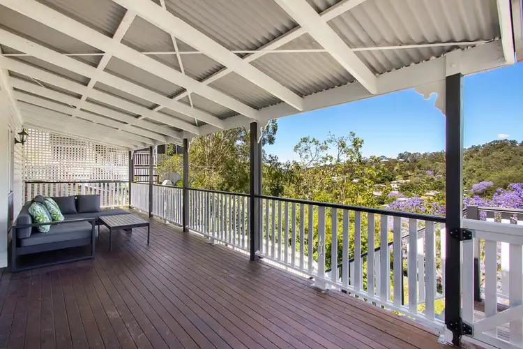 17 Wollundry Place, The Gap QLD 4061