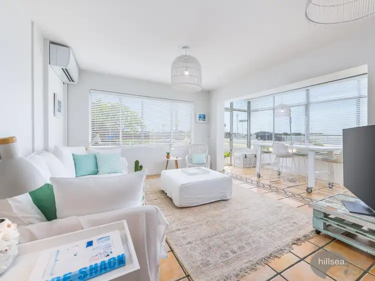 1/290 Marine Parade, Labrador QLD 4215