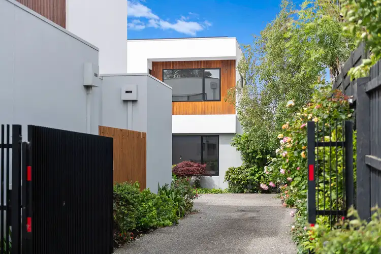 33a Separation Street