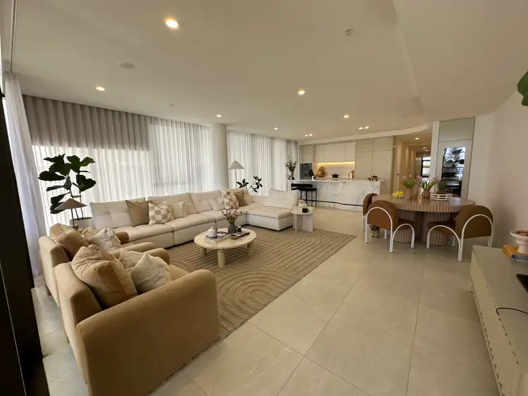 201/112 The Esplanade, Burleigh Heads QLD 4220