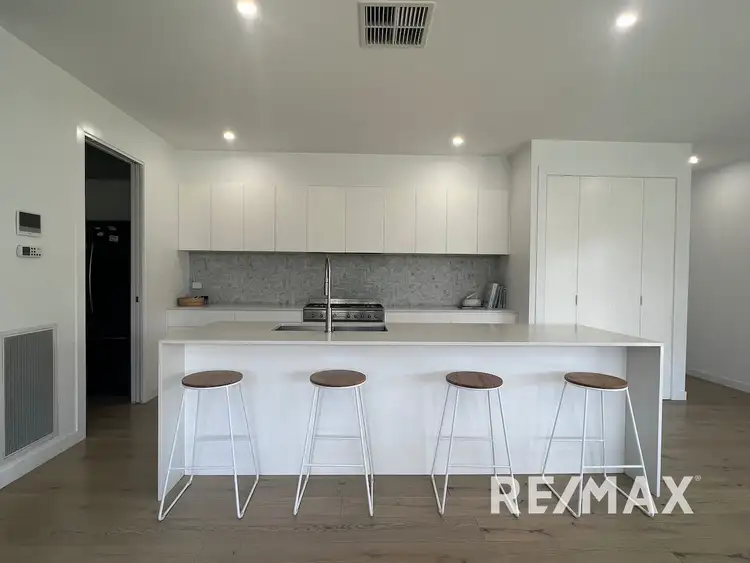 Second view of Homely house listing, 5 Gasnier Loop, Boorooma NSW 2650