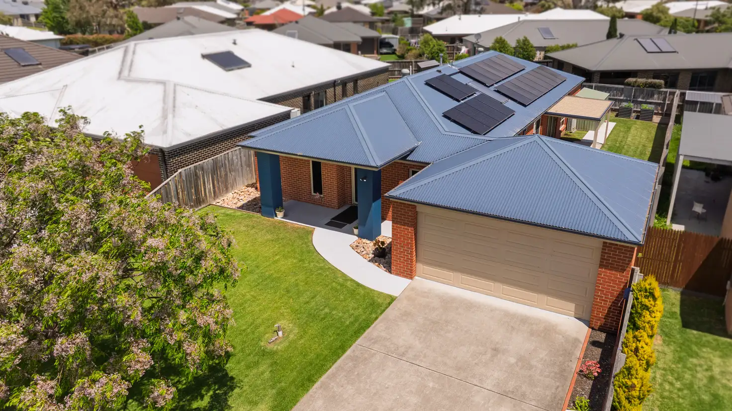 Main view of Homely house listing, 4 Peppercorn Close, Sale VIC 3850