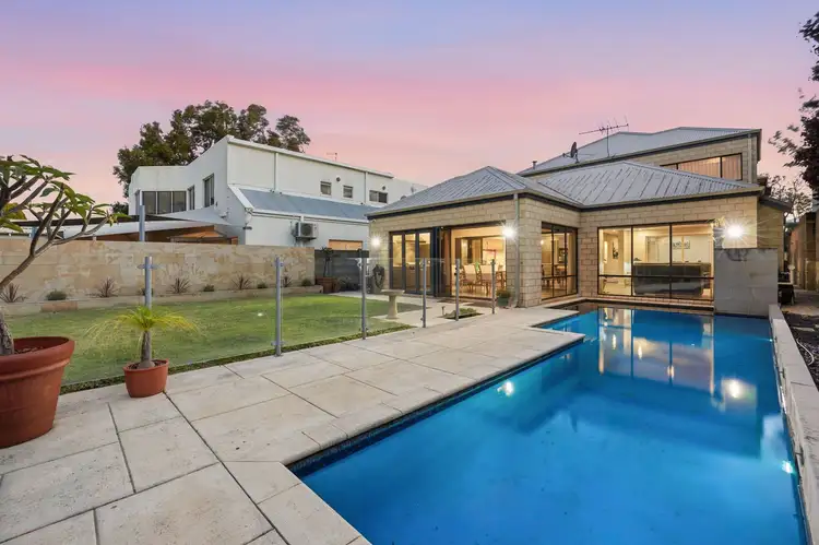 2B Conon Road, Applecross WA 6153