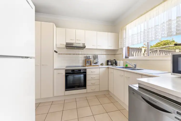 Fifth view of Homely villa listing, 9/35A Hanlan Street South, Narara NSW 2250