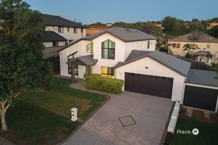 40 Clearmount Crescent, Carindale QLD 4152