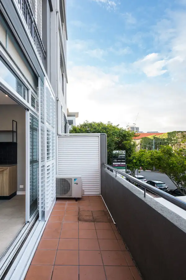 Sixth view of Homely apartment listing, 4/48 Chermside Street, Teneriffe QLD 4005