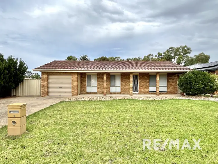 3 Kobi Place, Glenfield Park NSW 2650