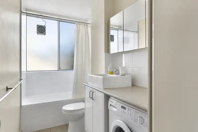 Sixth view of Homely unit listing, 10/14 Ashfield Street, Sandy Bay TAS 7005