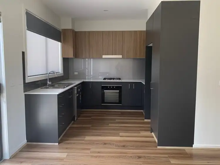 Fourth view of Homely unit listing, 1/6 Ellam Court, Meadow Heights VIC 3048