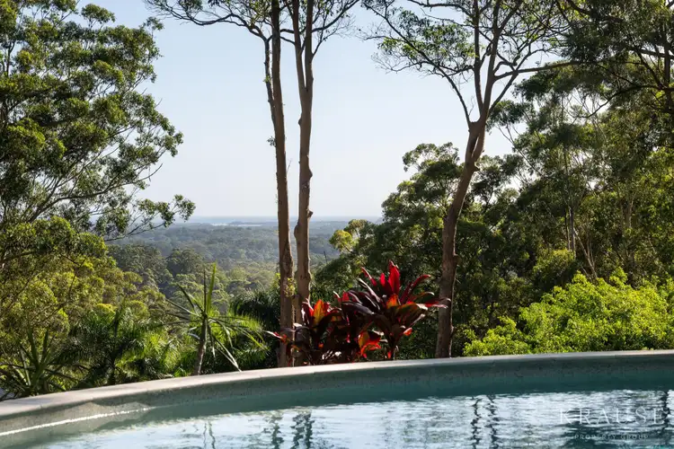 205 Tallgum Avenue, Doonan QLD 4562