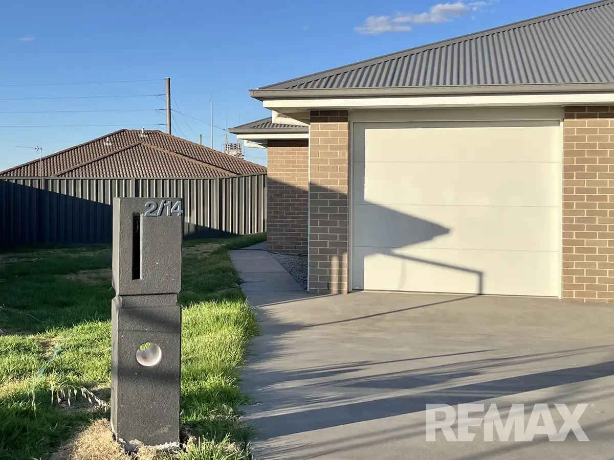 Main view of Homely semi-detached listing, 2/14 Flintwood Street, Forest Hill NSW 2651