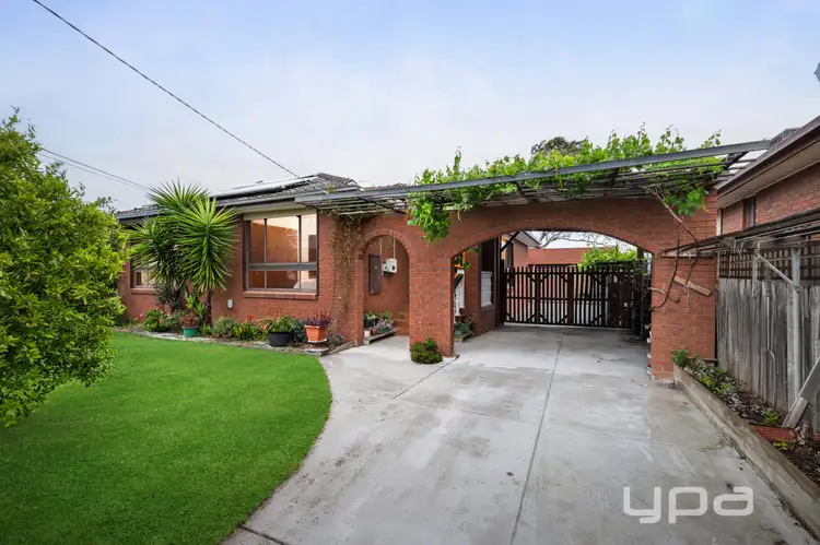 6 Tangemere Avenue, Tullamarine VIC 3043