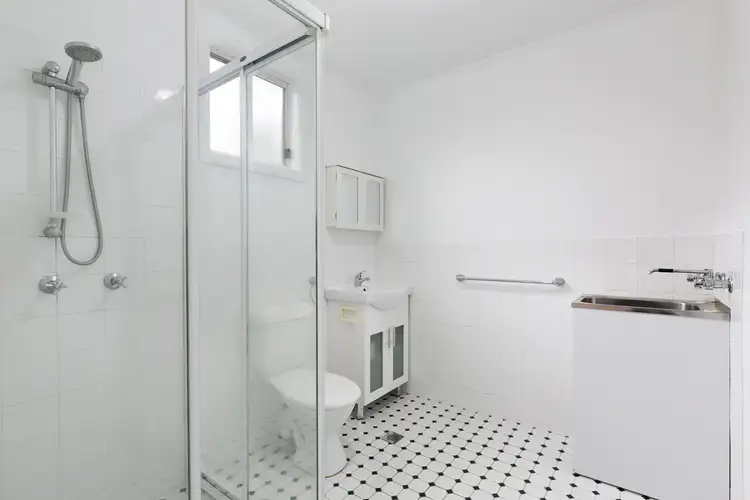 Fourth view of Homely apartment listing, 2/6 South Street, Wollongong NSW 2500