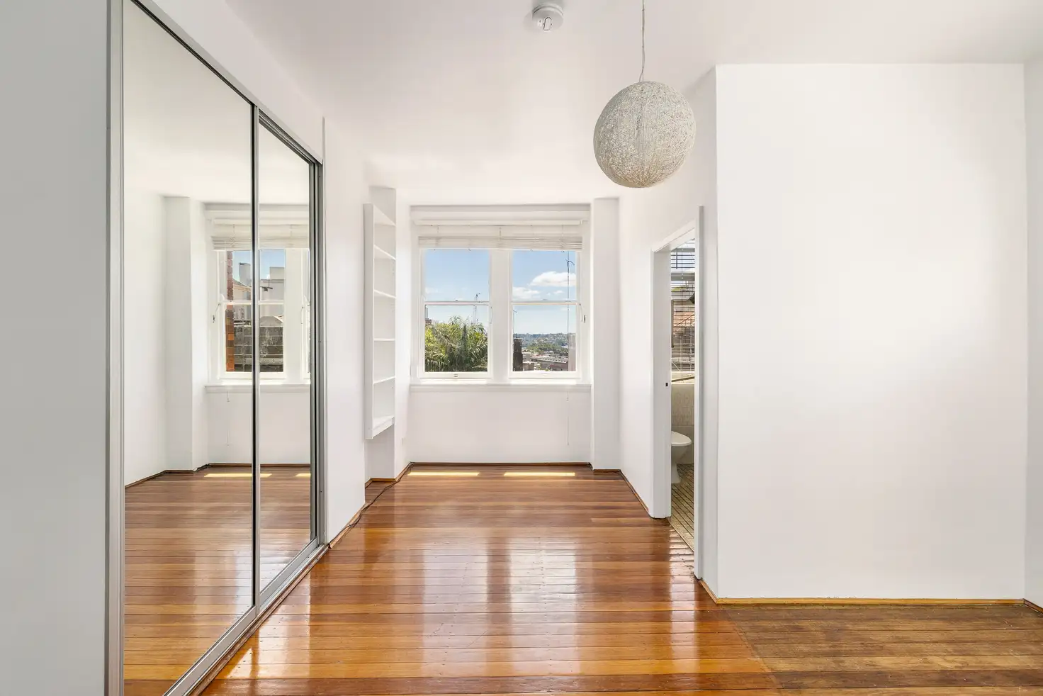 Main view of Homely apartment listing, 508/3-5 Greenknowe Avenue, Elizabeth Bay NSW 2011