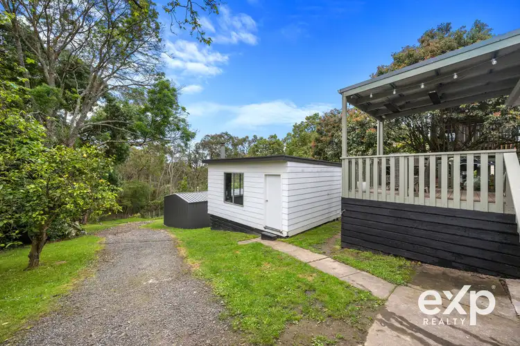 17 Timberline Road, Launching Place VIC 3139