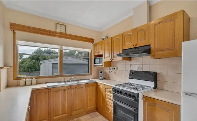 Fifth view of Homely house listing, 30 Pyalong Crescent, Broadmeadows VIC 3047